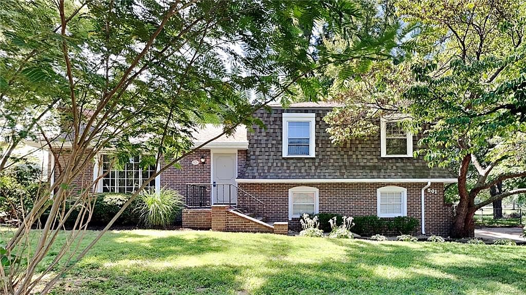 501 W Olive St, Raymore, MO 64083 MLS 2451995 Zillow