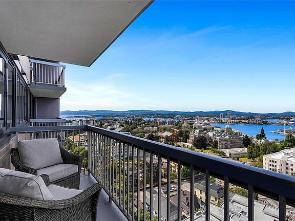 2nd image of 647 Michigan St #2104