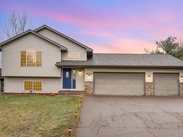38296 Casselberry Dr, North Branch, MN 55056