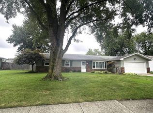1022 Wolverton Dr, Fort Wayne, IN 46825