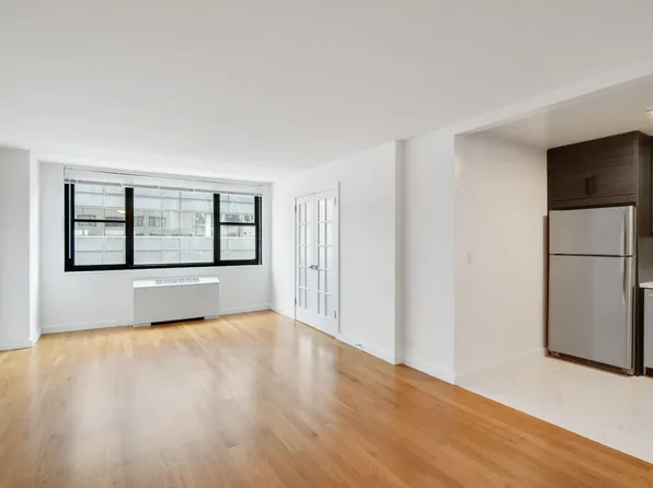 330 West 58th Street image 1 of 30