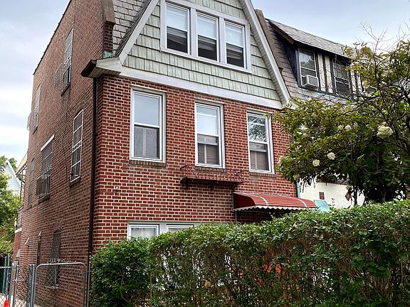 2nd image of 68-50 Dartmouth St #3