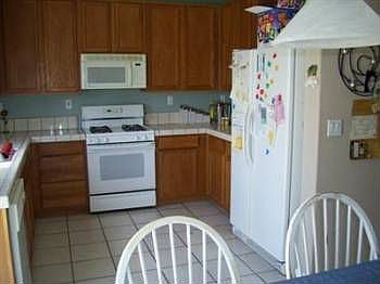 2nd image of 3146 Saginaw St