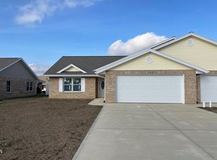 312 E Charter Dr, Muncie, IN 47303