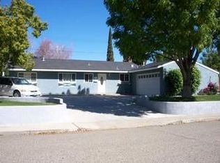 1555 Ahart St, Simi Valley, CA 93065