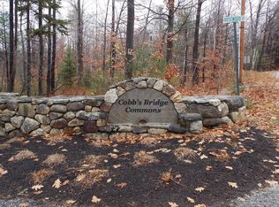 4 Rosewood Ln, New Gloucester, ME 04260