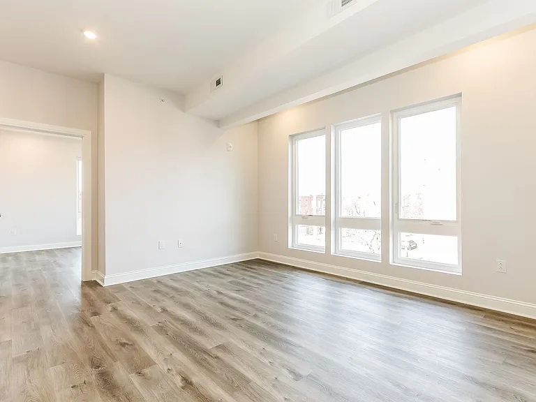 953 Belmont Avenue — Photo 25