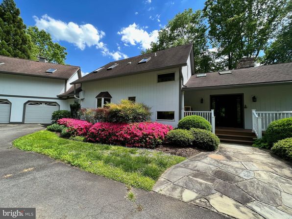 3924 Cobbler Mountain Rd, Delaplane, VA 20144