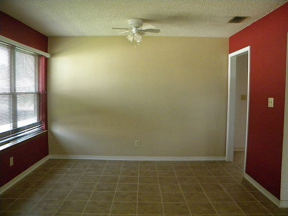 5th image of 4929 Reginald Dr