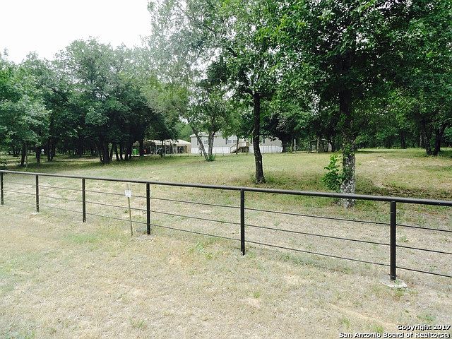 1st image of 265 Gayle Ln
