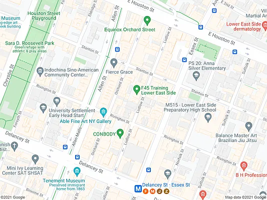 Rented by REAL New York | media 21