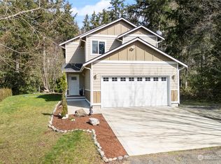 121 NE Seitz Dr, Belfair, WA
