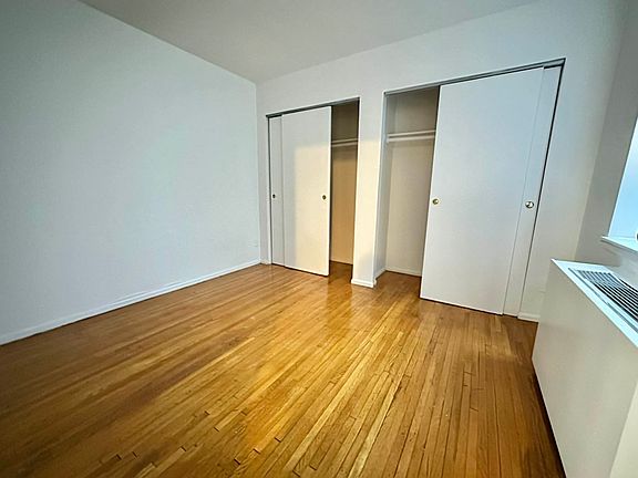 5th image of 121 E 12th St APT Lg