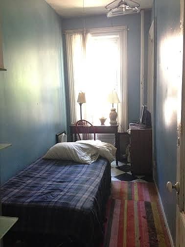 2nd image of 325 E 82nd St APT 10