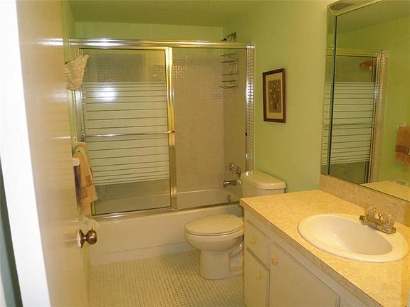 5th image of 4167 NW 90th Ave APT 104