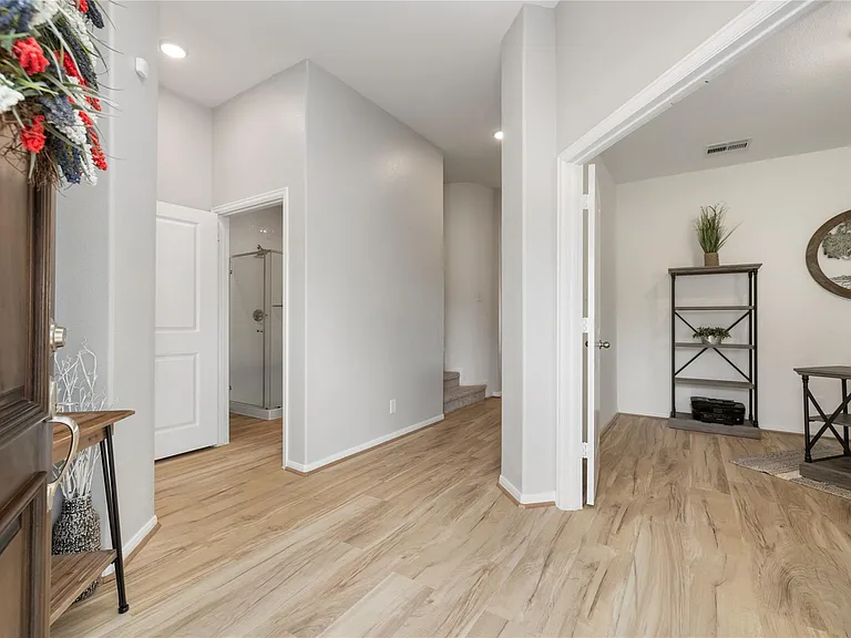1259 Tilia Creek Ln — Photo 20