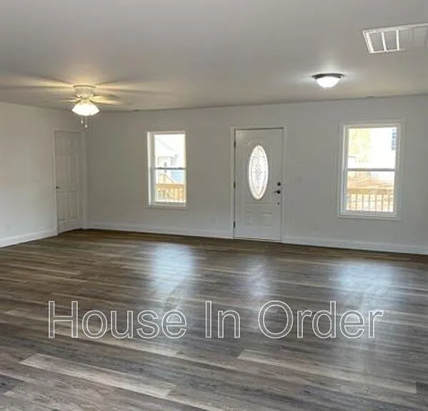 74 Patriot Pl — Photo 2