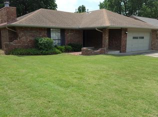 1101 W Queens St, Broken Arrow, OK 74012
