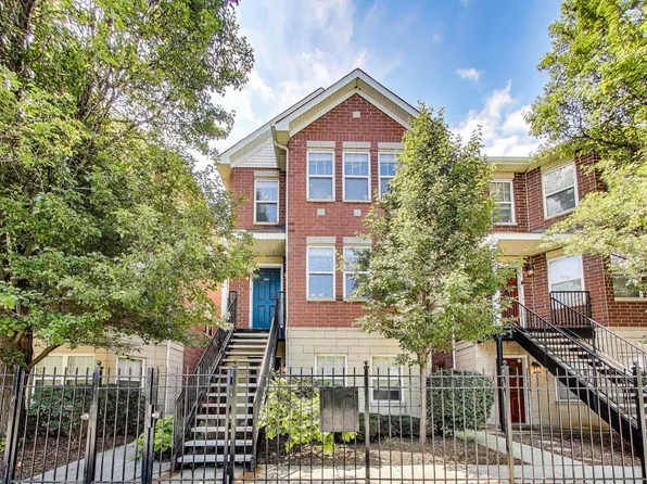 (undisclosed Address), Chicago, IL 60610