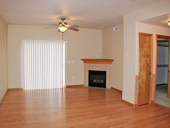 3rd image of 240 Sadler Ln APT 103
