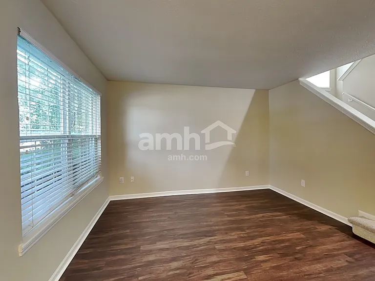 13943 Wakefield Pl — Photo 7