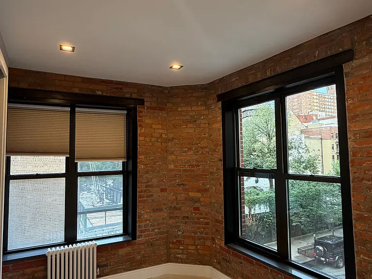 200 Stanton St #3 — Photo 4