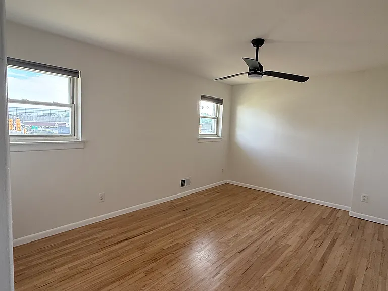 282 Main St #4 — Photo 12