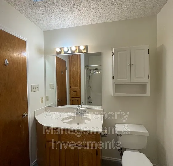 1605 River Bend Dr — Photo 11