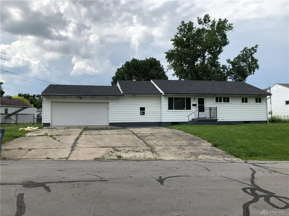 4611 Maughn Dr, Dayton, OH 45431