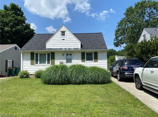 8176 Dartmoor Rd, Mentor, OH 44060