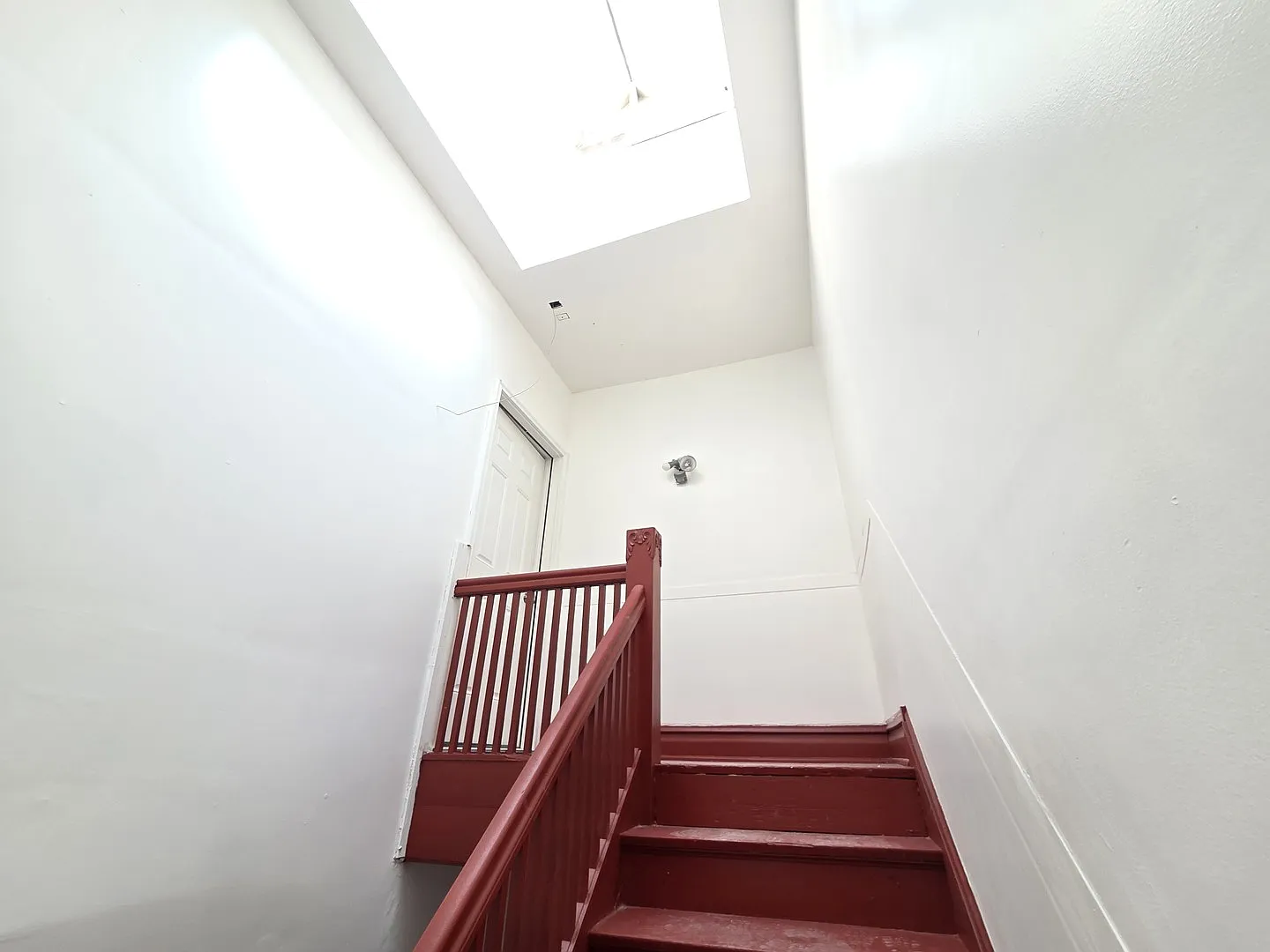 2 bed, 1200 sqft, $1,200 — Photo 2