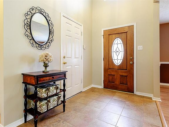 3rd image of 22511 Vista Valley Dr
