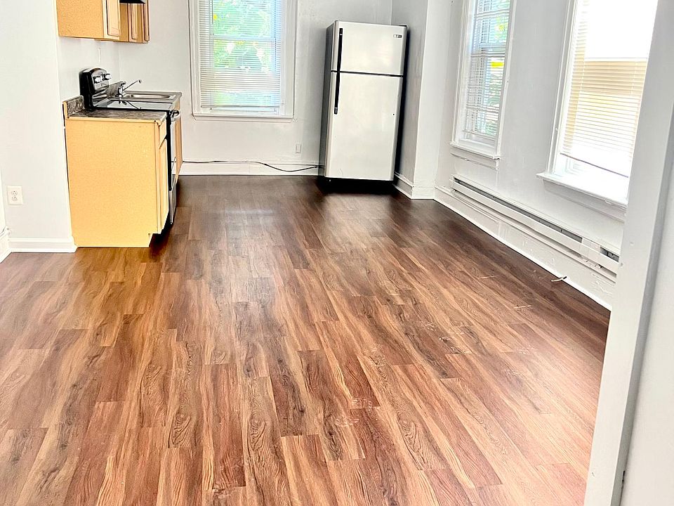 1st image of 2941 N 22nd St Floor 2