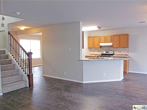 4th image of 209 Valero Dr