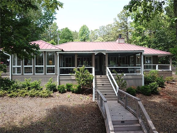 5th image of 144 Lee Road 343