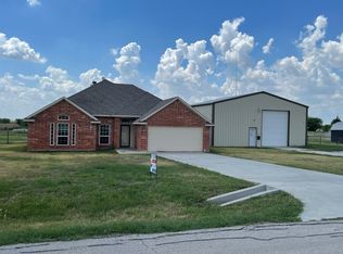 1160 Seaborn Rd, Ponder, TX 76259