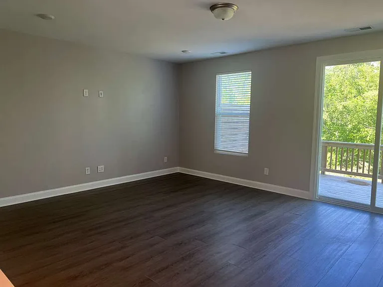 1947 Fahey Dr — Photo 17
