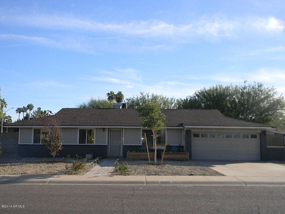 1st image of 3949 E Shaw Butte Dr