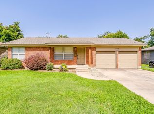 3708 Stadium Dr, Fort Worth, TX 76109