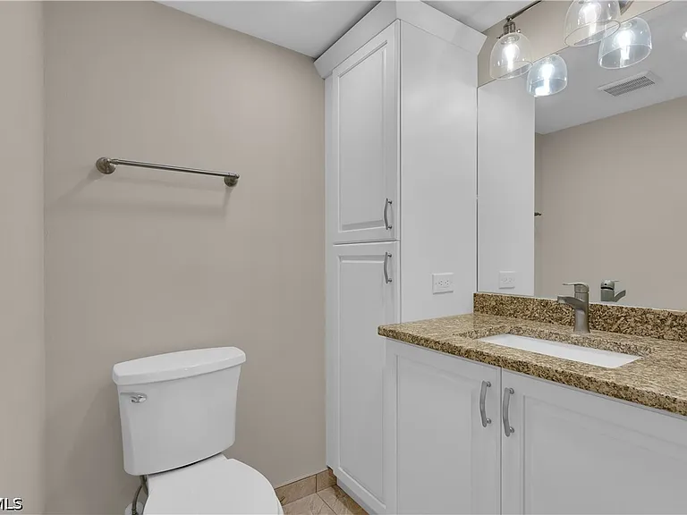 1409 SE 46th Ln #105 — Photo 33