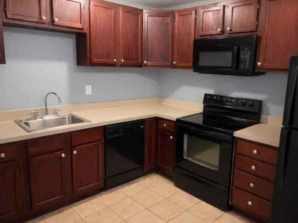 5129 Locust Ave, Kansas City, KS 66106