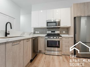 2551 S Wabash Ave #304, Chicago, IL 60616