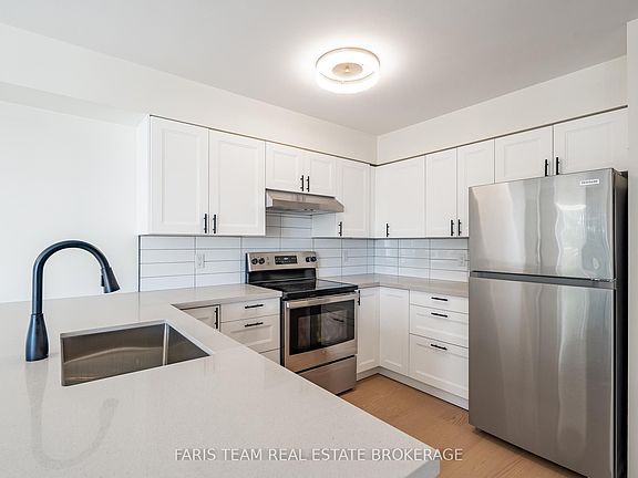 5th image of 152 Ritchie Cres