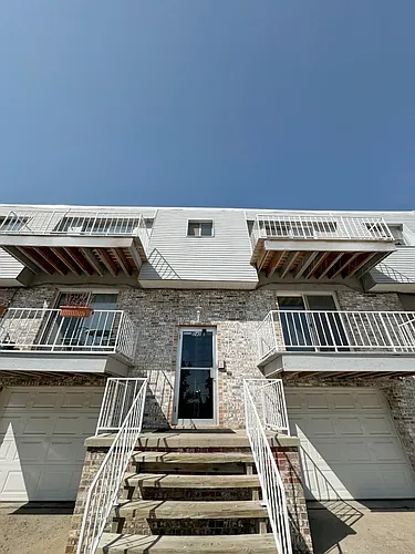 242 Bennett Ave #4B Photo 1