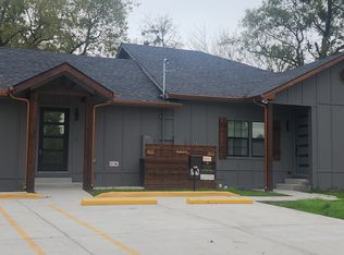 900 Chestnut St #900, Commerce, TX 75428