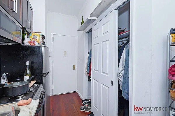 Rented by Keller Williams NYC | media 17