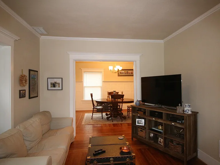 1407 S 9th St — Photo 4