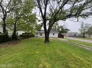 802 S Brownell Ave, Joplin, MO 64801