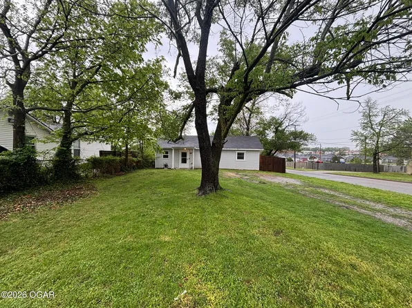 802 S Brownell Ave, Joplin, MO 64801