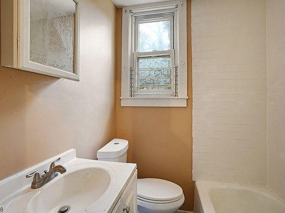 2nd image of 30 Linden Ave #1&2